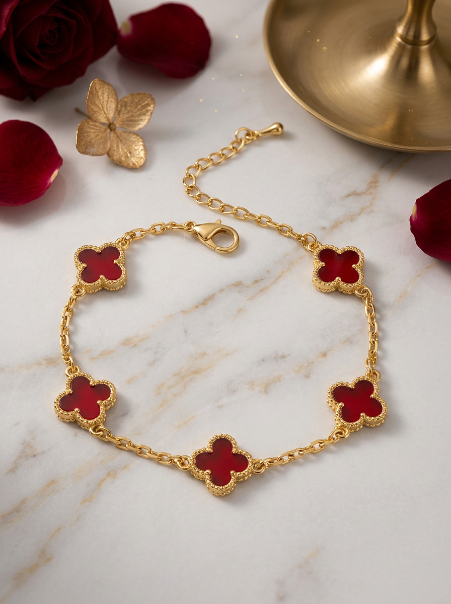 The Lucky Clover Bracelet Red